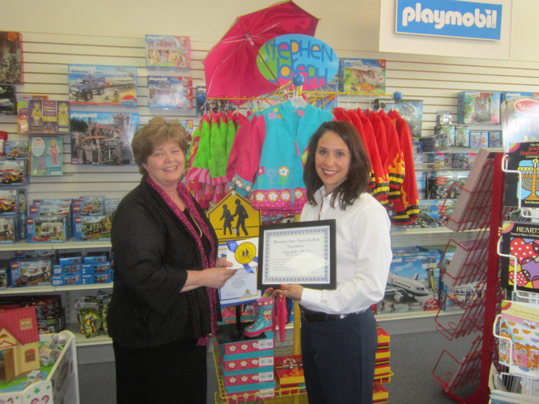 Mary Beth Michaels, 4th Grade Teacher at Walsingham Academy, is Teacher of the Month – April 2014