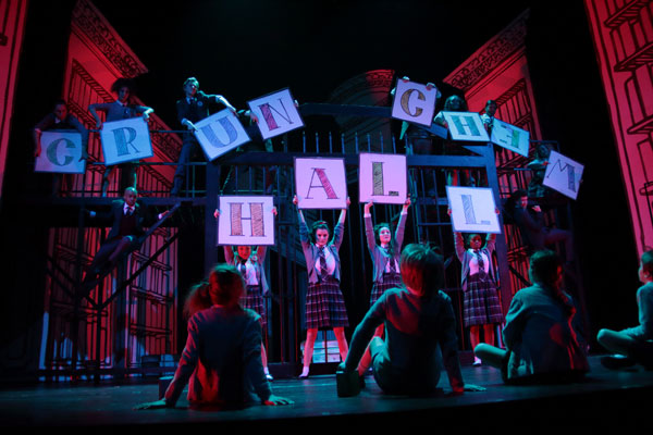 Big-Kid-Ensemble-and-When-I-Grow-Up-Ensemble-in-Virginia-Stage-Company's-Production-of-MATILDA,-photo-by-Samuel-W