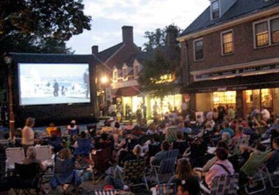 movies-in-merchants-square-williamsburg