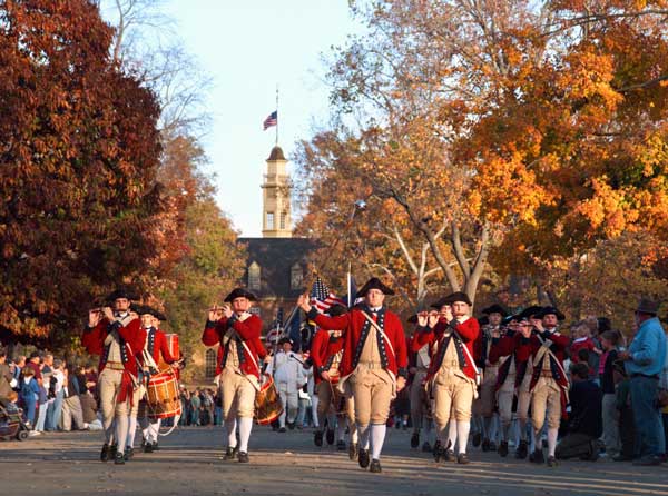 fife-and-drum-colonial-williamsburg-dog-street