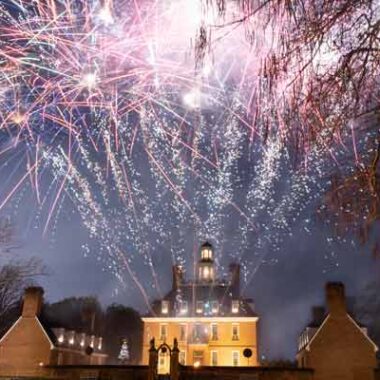 grand-illumination fireworks colonial williamsburg