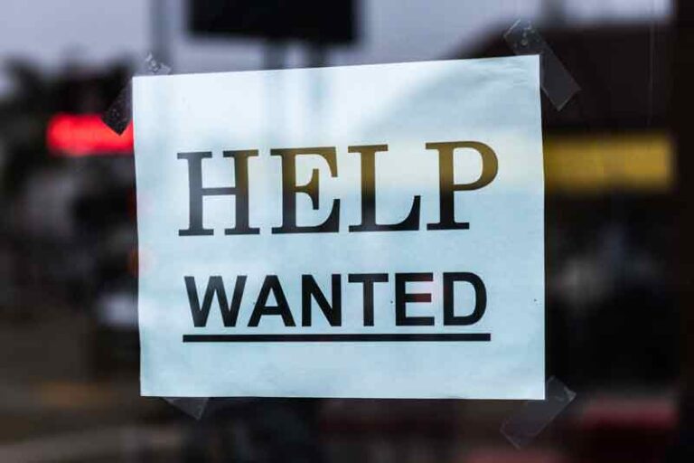 help-wanted-now-hiring-williamsburg