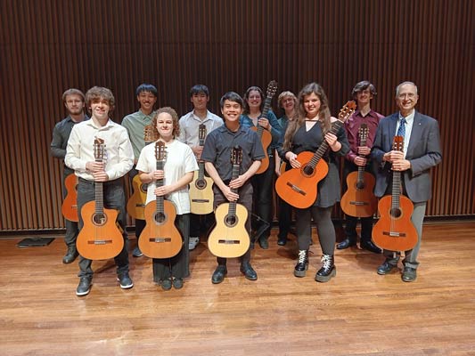 W&M-Guitar-Ensemble