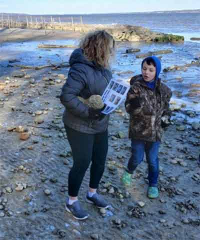 fossil-frenzy-hike-winter