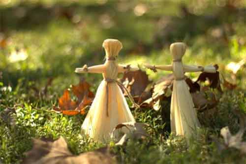 corn-husk-dolls
