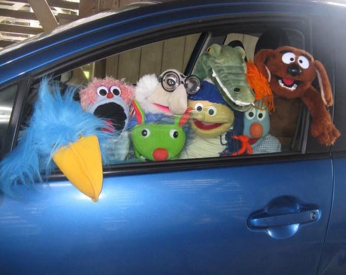puppet-show-williamsburg-library