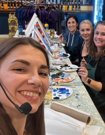 paint-and-sip-at-winery